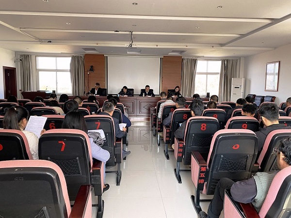 會議現(xiàn)場2.jpg