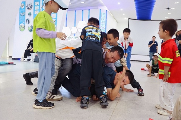 模擬踩踏.jpg
